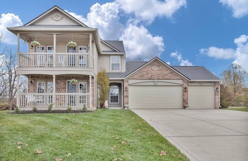 Westfield Casa | Dntwn Westfield - 10 mins to Grand Park -Sleeps 12 - Walk to restaurants!