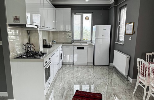 Gemlik Condominio | Doğanın Kalbindeki Eviniz! (6 Kişi)
