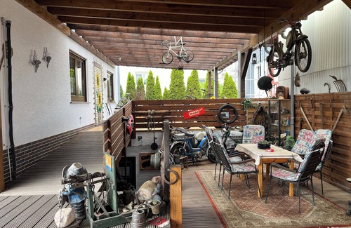 Lieg Apartamento | Pets welcome at Do-Meyer-Fewo 1 in Lieg