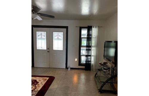 Waianae Casa | DO NOT BOOK THIS LISTING, SEE MY other LISTING :4 bdrm2 bath. Exact same listing