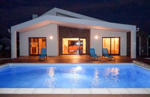 Casais do Rio Casa | Do Pinheiros by Interhome