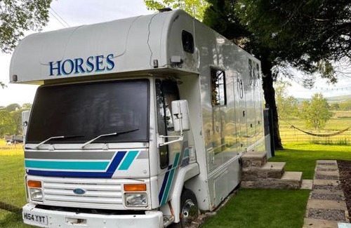 Cockermouth Casa | Dobbin the horse box in The Lake District