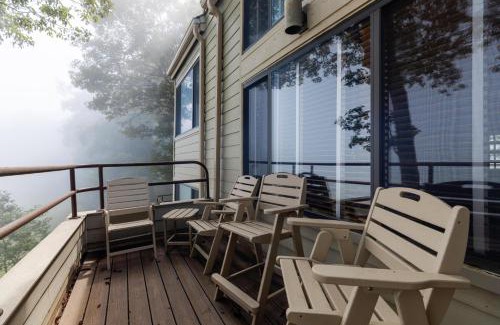 Wintergreen Casa | Dobie 48 with Wintergreen Advantage