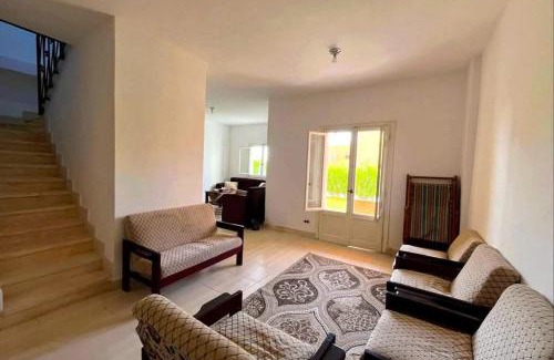 Al-Hammam Apartamento | Doblex Beach Chalet with Private Garden in Reem ElFala Resort