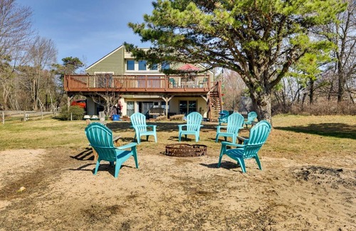 Long Pond Casa | Dock and Fire Pit Lakefront Poconos Retreat!
