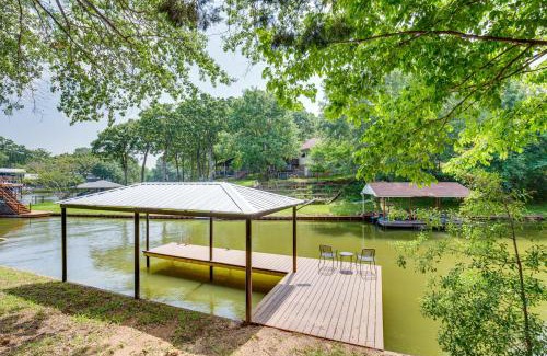 Cedar Creek Reservoir Casa | Dock and Fire Pit Lakefront Home in Malakoff!