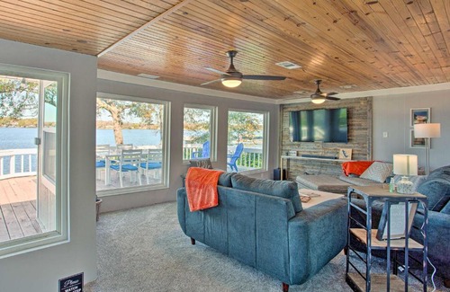 Enchanted Oaks Casa | Dock and Fire Pit Lakefront Cedar Creek Home!