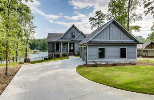Milledgeville Casa | Dock and Views Spacious Lake Sinclair Retreat