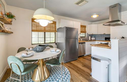 Crystal River Casa | Dock, Hot Tub and Games Crystal River Family Gem