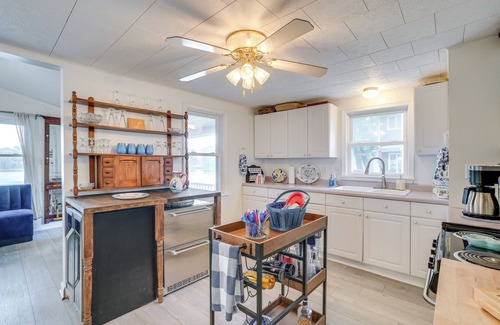 Bronson Casa | Dock & Kayak - Waterfront Retreat on Lake Gilead!