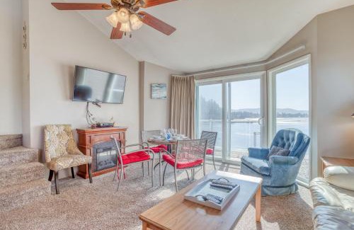 Lincoln City Casa | Dock of the Bay 308