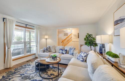 Deltaville Casa | Dock, Sunrooms and Fire Pits Deltaville Home!