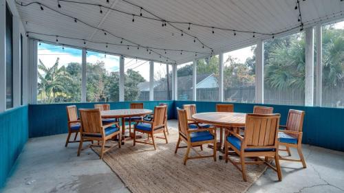 Savannah Casa | Dock&Volleyball! Near Downtown - Totally Turquoise