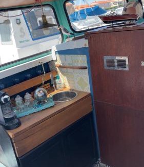 Le Barcares Alquiler De Eote | Docked boat