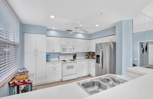 Burnt Store Marina Condominio | Dockside Delight - At Burnt Store Marina