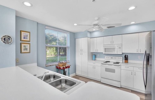 Burnt Store Marina Condominio | Dockside Delight - At Burnt Store Marina