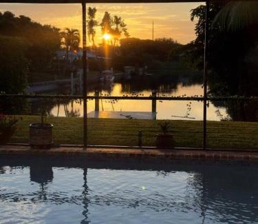 Lake Clarke Shores Casa | Dockside dreams
