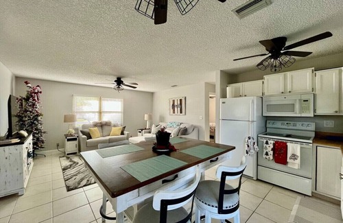 Fedhaven Casa | Dockside Dreams for 4