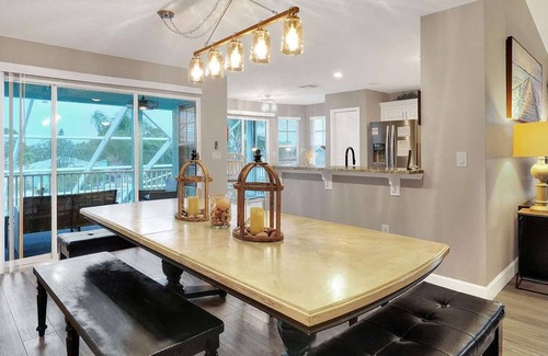 Sea Colony Casa | Dockside Nook | Waterfront, Dock, Heated Pool