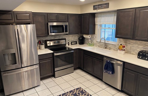 Arendtsville Casa | Dog friendly 3-bedroom house with hot tub, 12 min from Gettysburg!