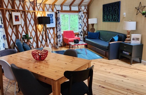 Rutherfordton Casa | Dog friendly 30' Yurt, large dome skylight, king bed, 2 bedrooms, sleeps 6.