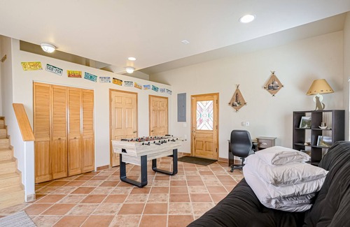 Taos Casa | Dog-friendly adobe with mountain view, foosball, hammocks, grill, WiFi, & W/D