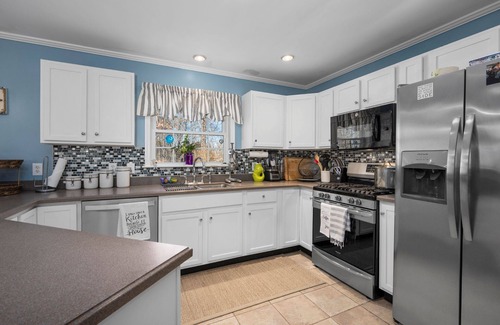 Sagamore Beach Casa | Dog friendly and spacious just minutes from Scusset Beach