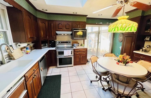 The Pines Casa | Dog-Friendly Beach Getaway with Koi Pond, Patio & Walkable to Town!