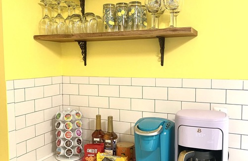 Downtown Historic District Casa | Dog-friendly, Bohemian house in downtown Easton!