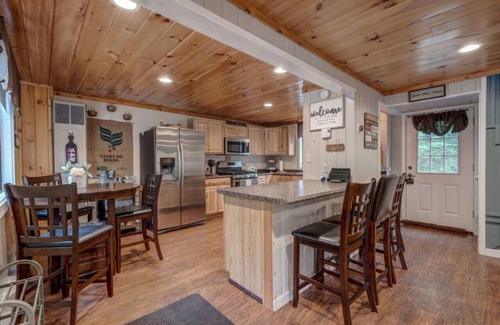 Chocorua Cabina | Dog Friendly Cabin, Minutes To Chocorua Preserve