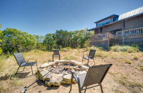 Johnson City Apartamento | Dog-Friendly Cabin with Fire Pit in Johnson City!