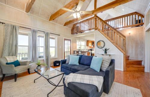 Johnson City Apartamento | Dog-Friendly Cabin with Fire Pit in Johnson City!