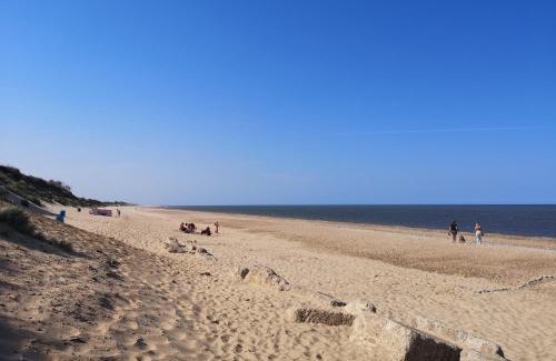 Great Yarmouth Chalet De Esquí | Dog Friendly Chalet With Free Unlimited Wi-Fi In Norfolk, Ref 00085Ba