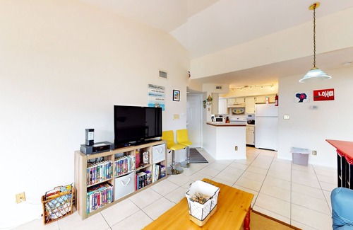 Ocean Side Village Condominio | Dog-friendly condo near the beach with outdoor pool, hot tub, gym, balcony, W/D