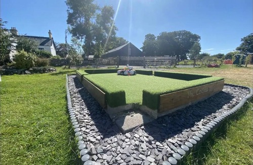 Llanfairpwllgwyngyll Cabina | Dog Friendly Cozy Bell Tent With Log Burner