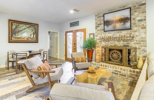 Cypress Casa | Dog-Friendly Cypress Vacation Rental with Lanai!
