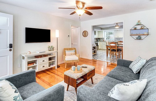 Walkers Holly Hill Cabaña | Dog-Friendly Daytona Beach Cottage w/ Patio!