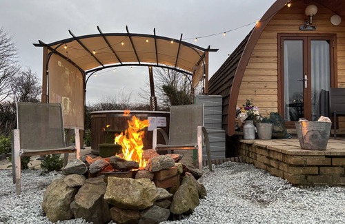 Dwyran Cabina | Cabaña-Ejecutivo-Baño Privado-Vista a la Montana-Dulas