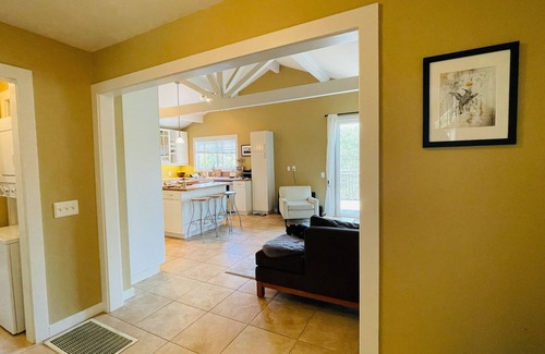 Fetters Hot Springs-Agua Caliente Casa | Dog Friendly! Fabulous Kitchen & Large Deck w/ Scenic Views
