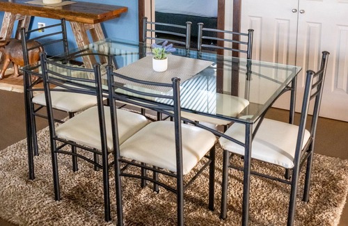 Botobolar Cabaña | Dog Friendly Farm Stay - Excellent views and close to many wineries