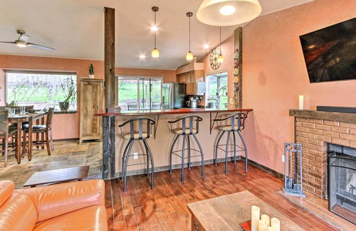 Kent Casa | Dog-Friendly Home: Fenced-Yard, Great Amenities!