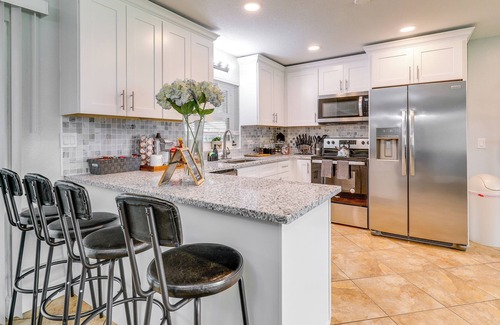 East County Civic Group Casa | Dog-Friendly Home in Valrico w/ Private Pool!