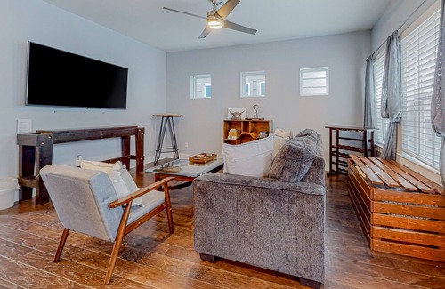 Parker Lane Casa | Dog-friendly home near downtown with loft, outdoor pool, patio, W/D, streaming