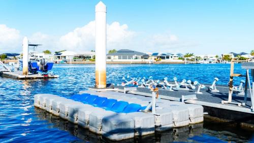 Banksia Beach Casa | Dog Friendly Home With Canal Views