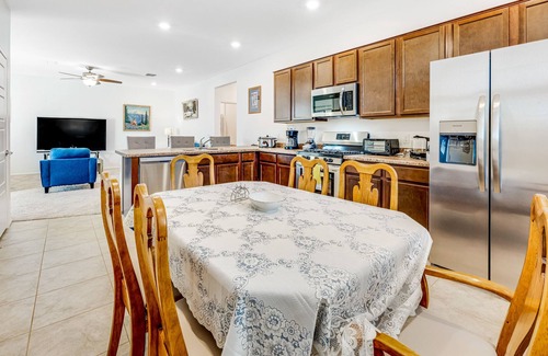 Tucson Casa | Dog-friendly home with washer/dryer & central AC - drive mins to parks, museums