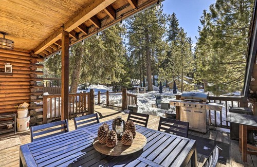 Kings Beach Casa | Dog-Friendly Kings Beach Log Cabin with Hot Tub!