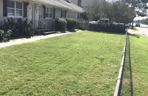 Northeast Virginia Beach Condominio | North End Cottage que admite perros - Oceanside of Atlantic - ¡270 pasos a la playa!