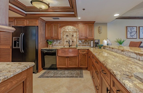 Daytona Beach Shores Condominio | Dog Friendly Ocean Front High Rise, Direct Beach Acess, 2 Bedroom 2 full Bath.
