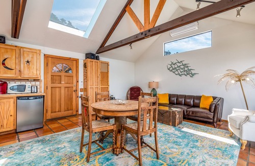Gualala Cabaña | Dog-friendly, ocean-view cottage with private hot tub, deck, & free EV charger