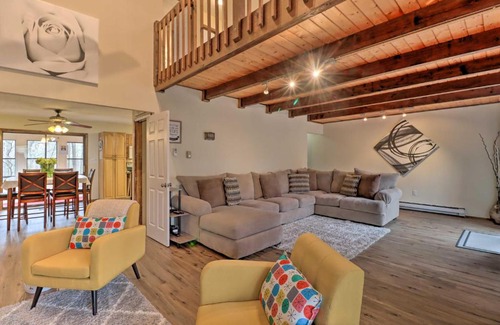 East Stroudsburg Casa | Dog-Friendly Poconos Escape with Hot Tub and Game Room